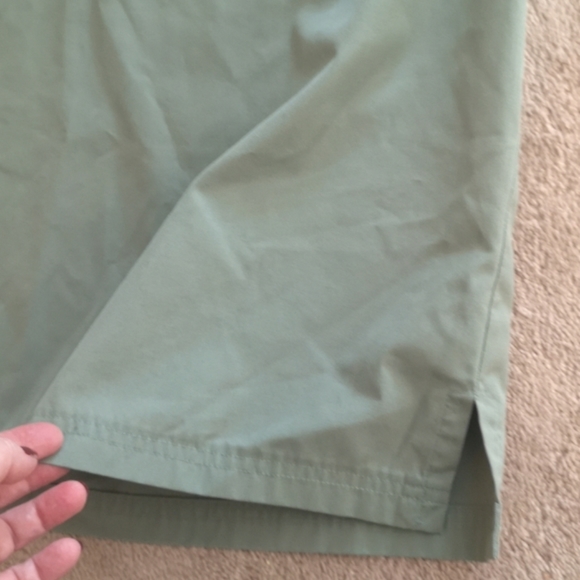 ❤️ Green Scrub Top Med 40 NWOT - Picture 6 of 10